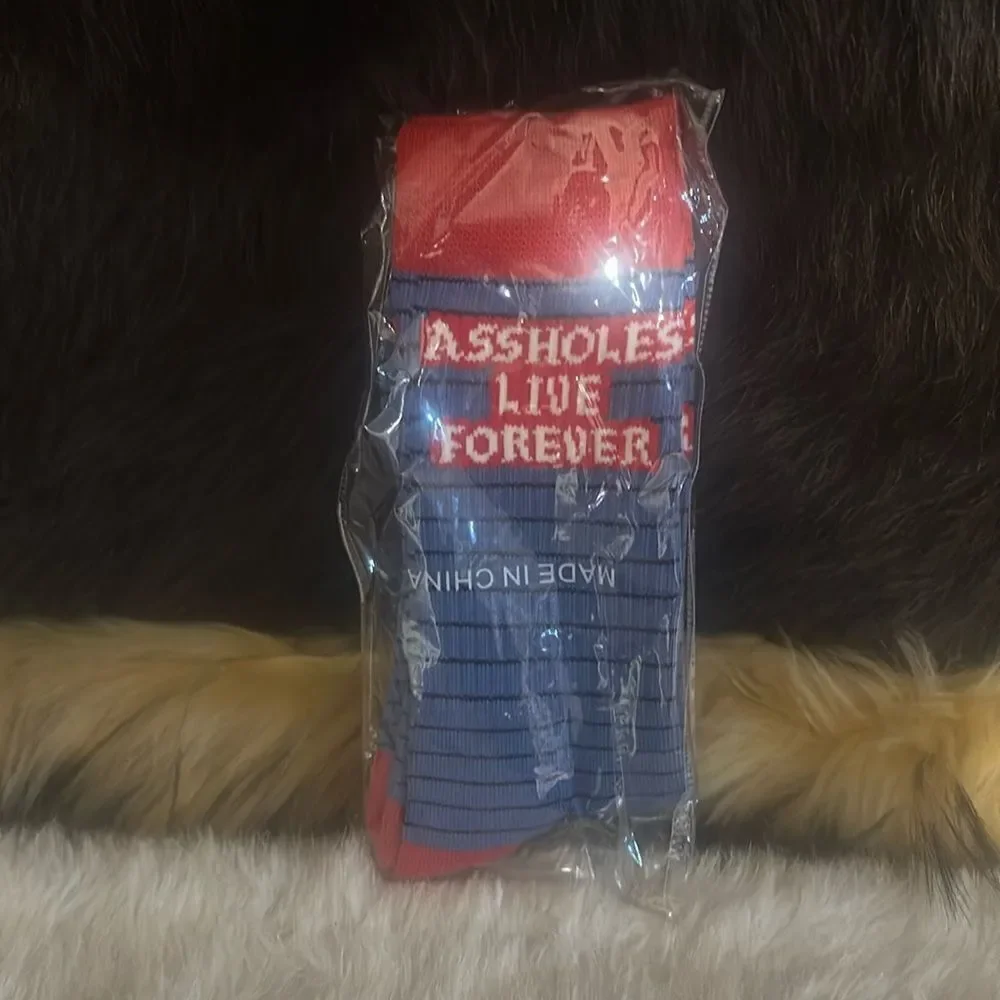 Assholes live forever socks OS (4850) NEW